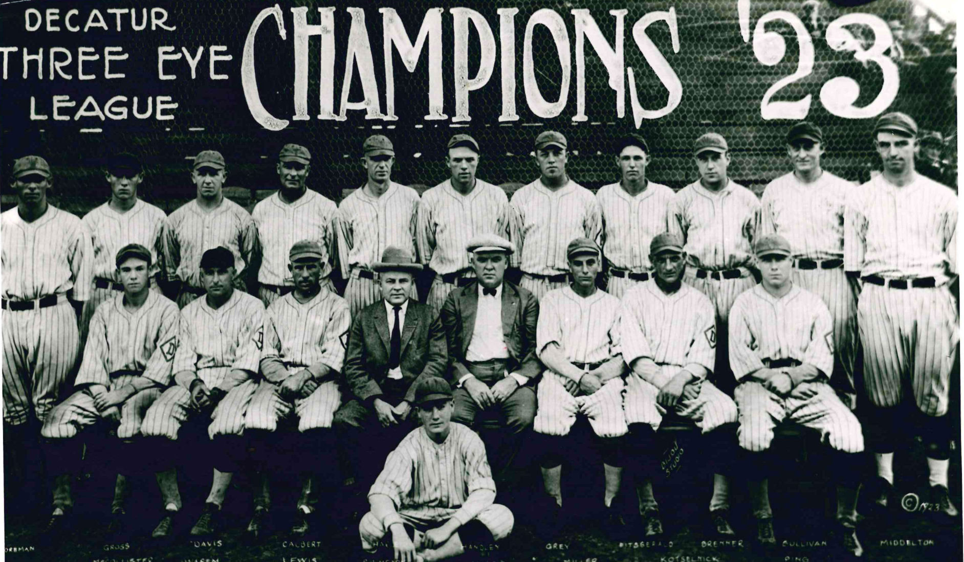 Decatur Commodores
